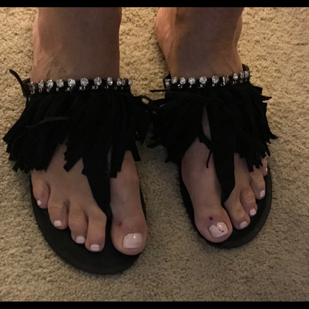 Fringe sandals